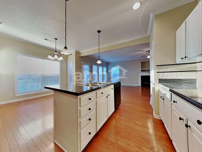 Building Photo - 4515 Everwood Oak Ln