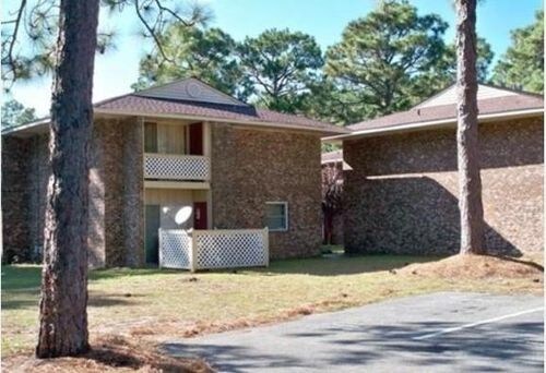 Foto del edificio - 4600 Country Club Rd