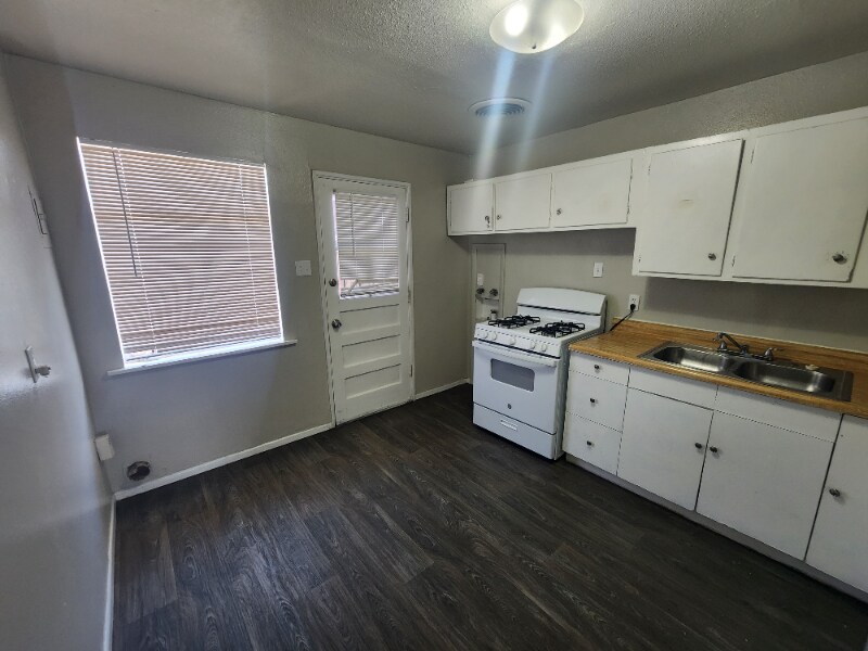 Foto principal - 300 Texas St SE