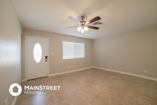 Foto del edificio - 7223 W Mercer Ln