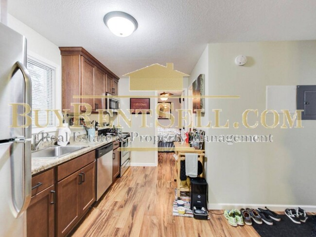 Foto del edificio - 3317 1st Ave S