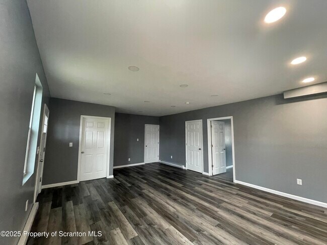 Foto del edificio - 305 Willow St
