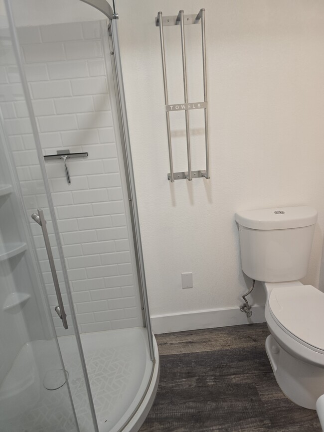 1st floor bathroom with stand up shower - 4716 W Kootenai St