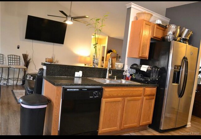 Building Photo - 9219 Atlas Cedar Dr
