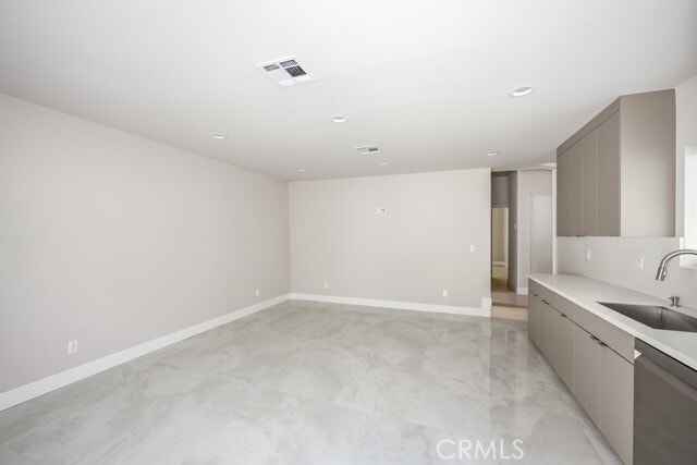 Foto del edificio - 6148 Morella Ave