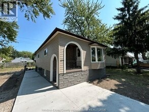 Building Photo - 1376 St Luke Rd