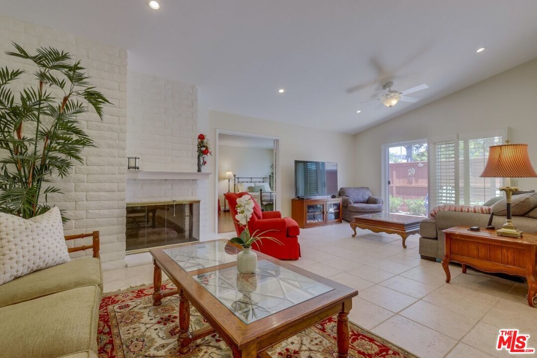 388 Plaza Estival, San Clemente, CA 92672 Apartment for Rent in San