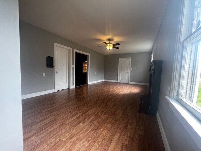 Foto del edificio - 3 Bedroom NW Canton House for Rent