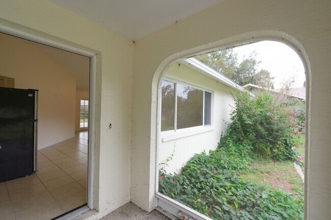 Foto del edificio - Spacious 3BR for Lease-Purchase