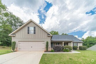 Building Photo - 511 Lena Dr