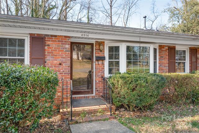 Foto del edificio - 4914 Kistler Ave