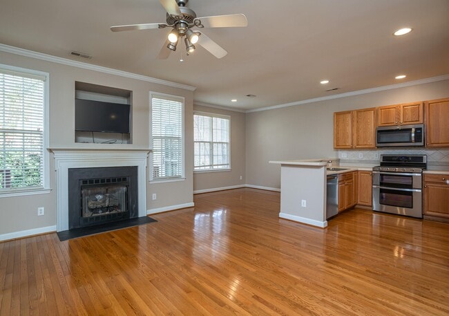 Foto del edificio - 4635 Malone Ct