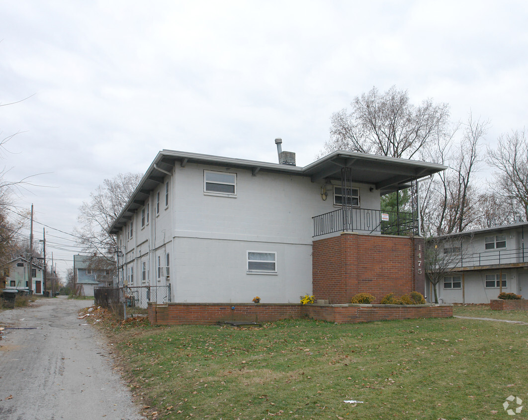 Building Photo - 1475 E Mound St