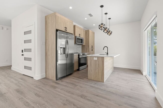 Foto del edificio - 514 E 17th St
