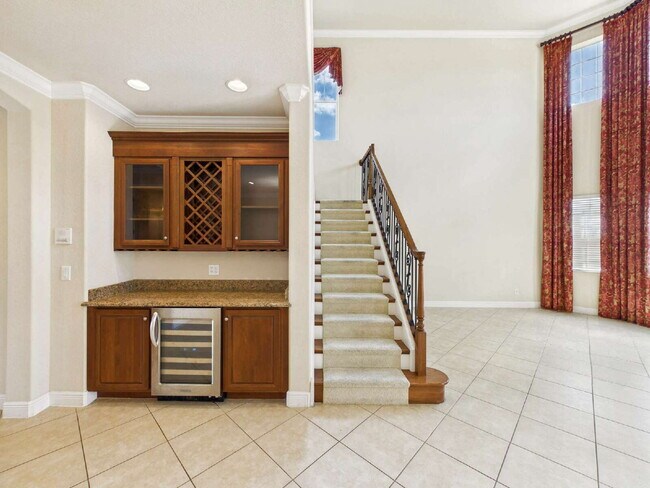 Foto del edificio - Luxury Lakefront Pool Home in Tesoro - Move-in Ready with Premium Inlcusions