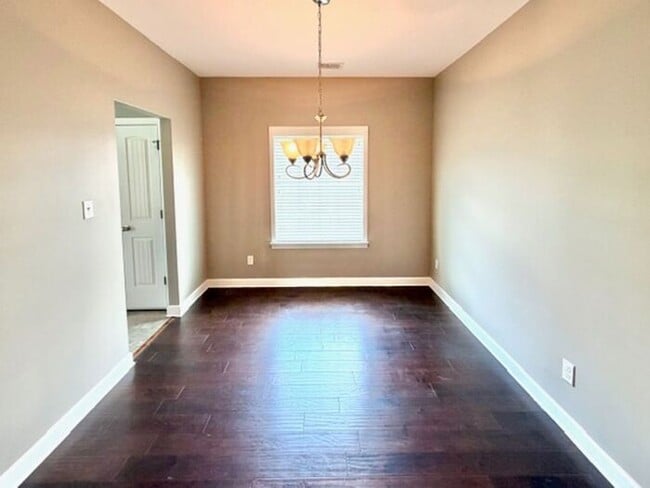 Foto del edificio - Now Leasing a 4-Bedroom 3 Bath Home In Olive Branch