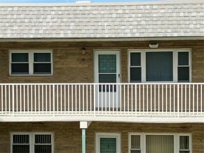 Building Photo - 5247 81st Ln N