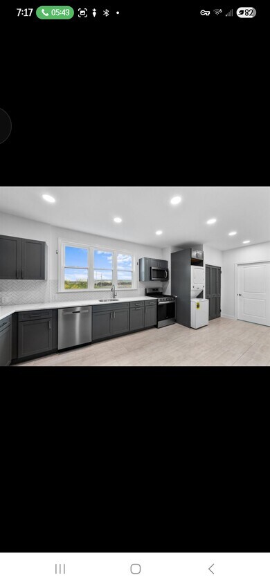 Foto principal - 92 E 21st St
