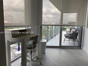 Foto del edificio - 1010 SW 2nd Ave