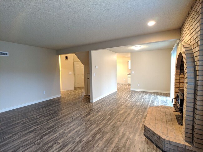 Foto del edificio - 7222 63rd St Ct W