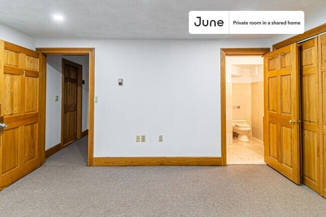 Foto del edificio - Room in Shared 5 bed/2 bath home