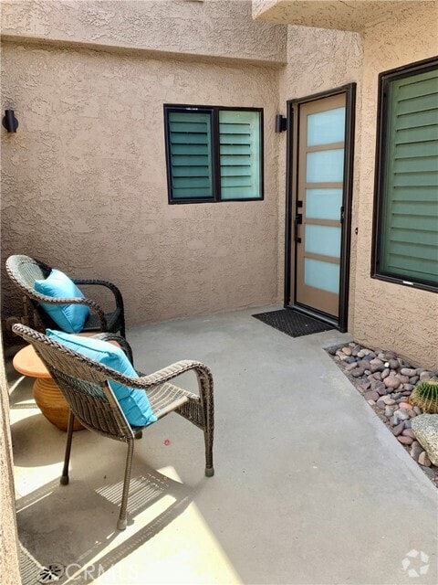 Building Photo - 48985 Wildwood Ln