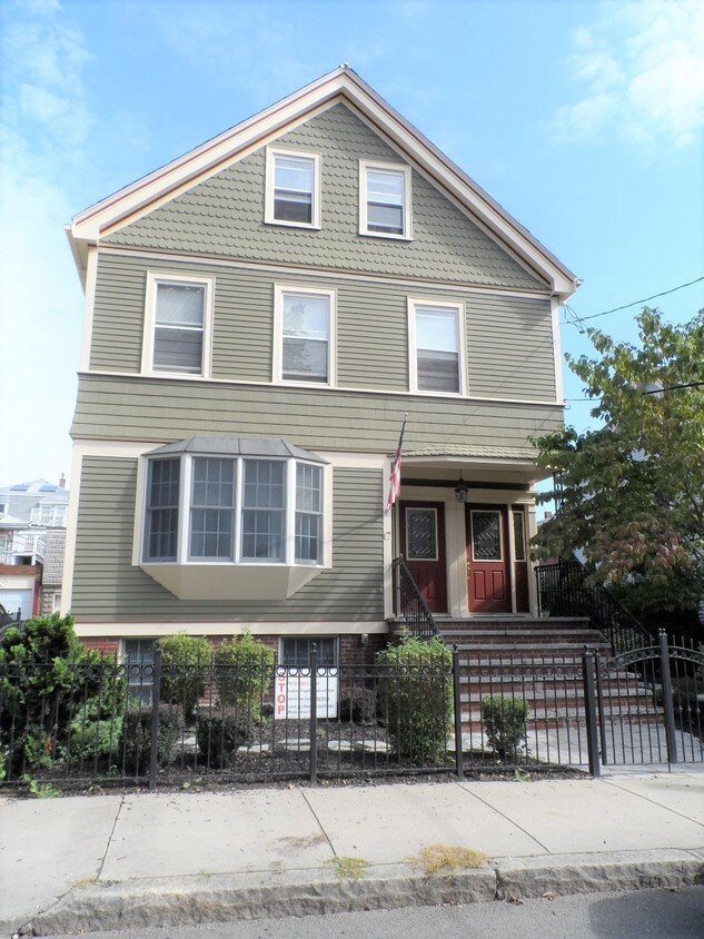 Primary Photo - 17 Preston Rd