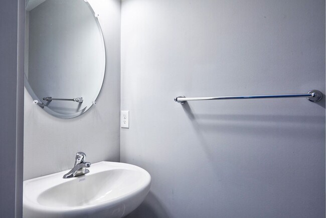 Foto del edificio - 3 BR/4 BA Townhome - 1720 SF in Vineland -...
