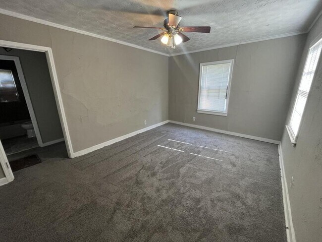 Foto del edificio - 1322 Lambert St