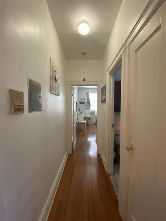 Building Photo - 124 Storms Ave