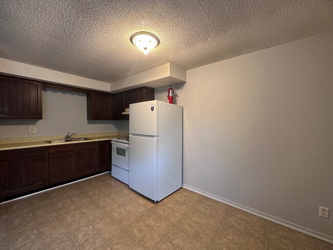 Foto del edificio - 408-4 Main-W