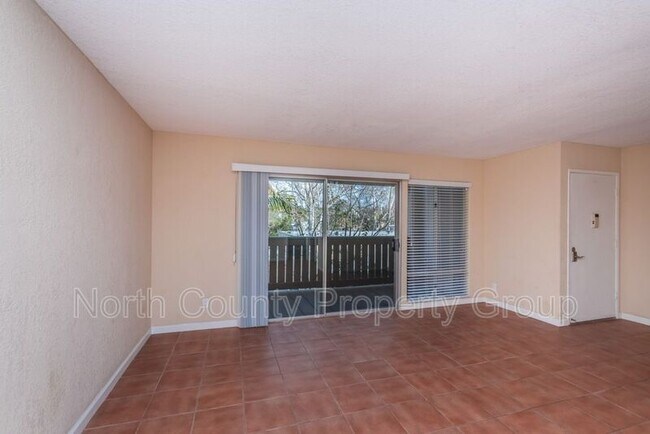 Building Photo - 159 W Glaucus St
