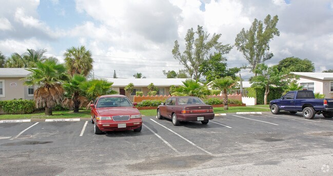 Foto del edificio - 140-220 NW 40th St