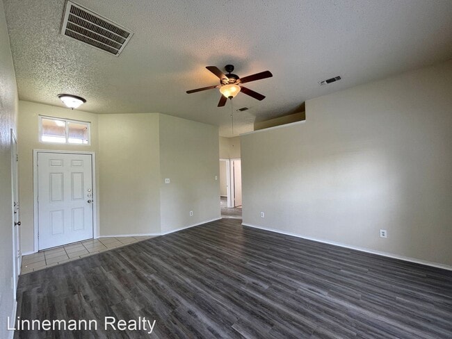 Building Photo - 3 br, 2 bath House - 2305 Woodlands Drive