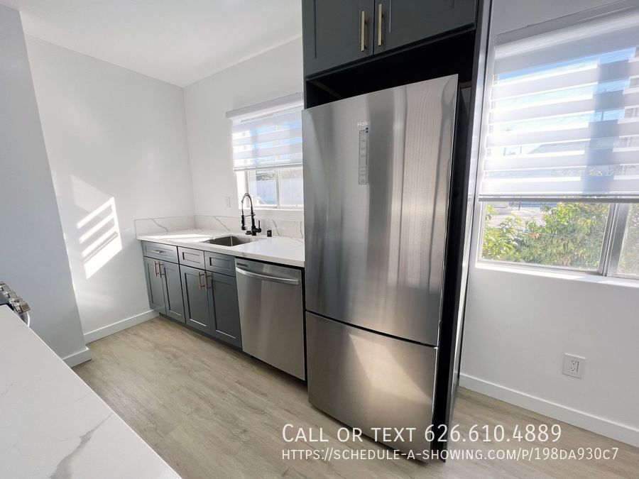 Primary Photo - **NOW AVAILABLE** 521 E Live Oak, Unit E