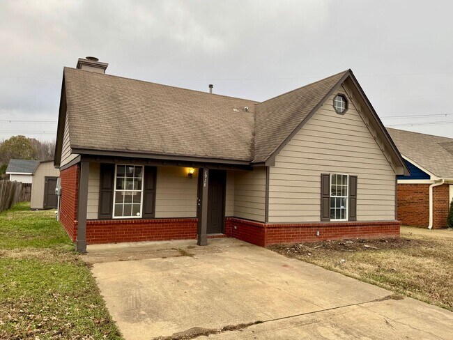 Building Photo - 2928 Churchwell Dr