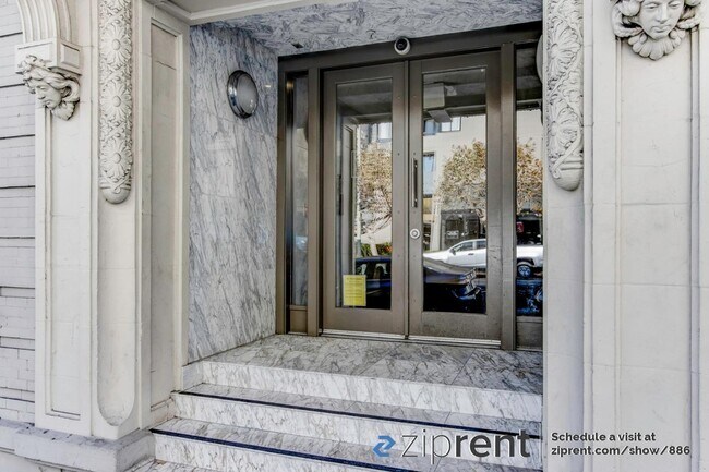 Building Photo - 901 Bush St