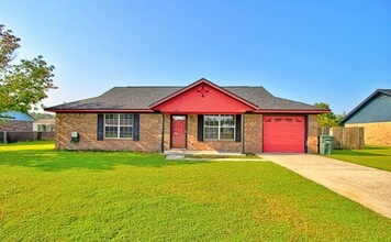 Building Photo - 850 Lyndsi Ln