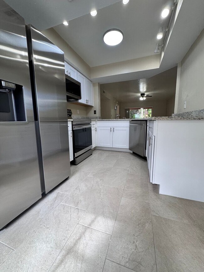 Foto del edificio - ANNUAL RENTAL - 2/2 CONDO IN PINE HAVEN WI...