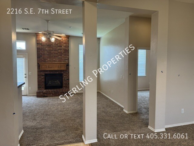Foto del edificio - 2216 SE 7th St