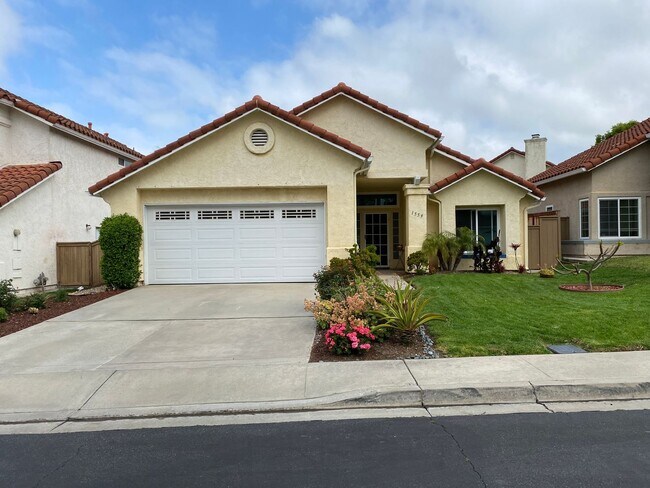 Foto del edificio - Beautiful Single Story Home in Shadow-Ridge!