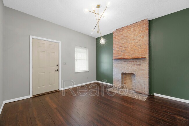 Foto del edificio - 1635 Oak St