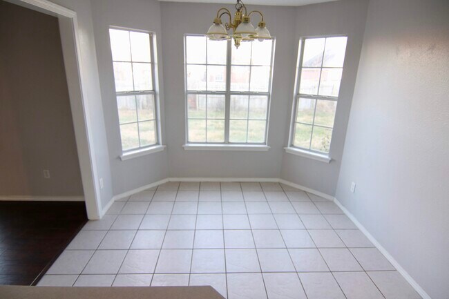 Foto del edificio - 3913 SW Cherry Rd