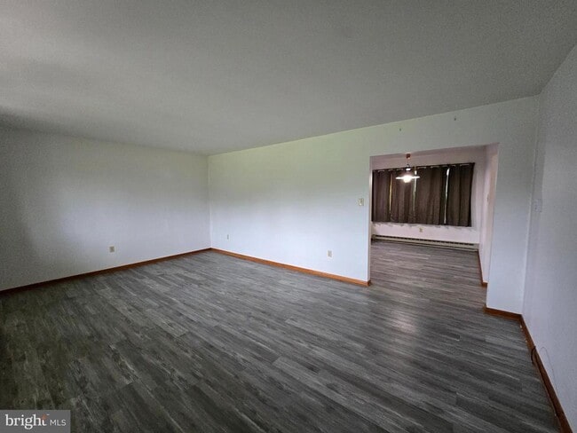Building Photo - 415 Schuylkill Mountain Rd