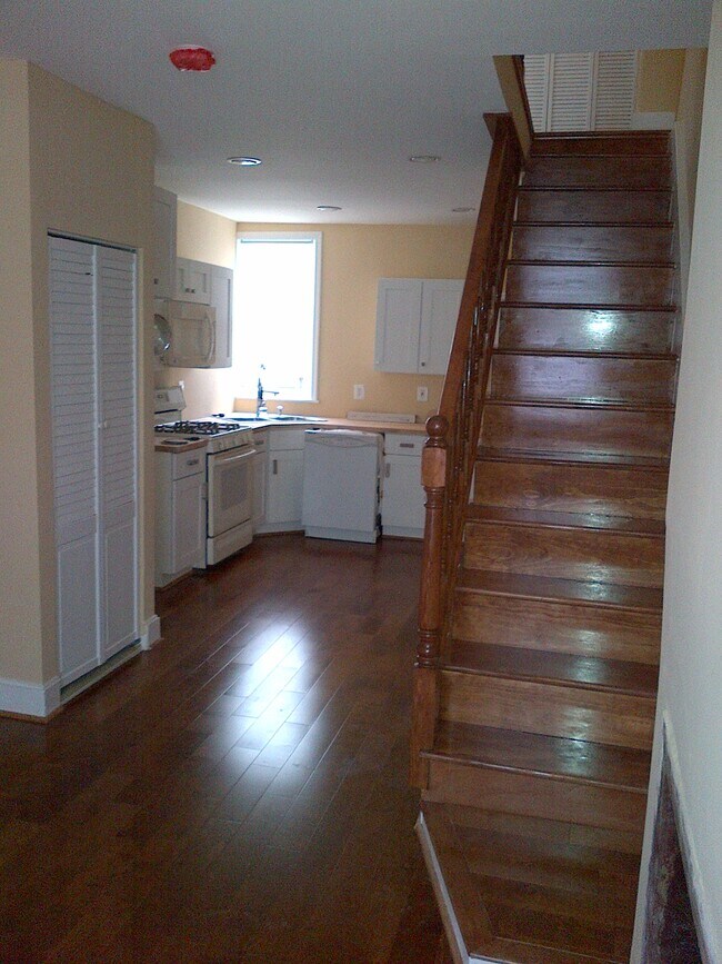 Foto del edificio - 3415 Hickory Ave