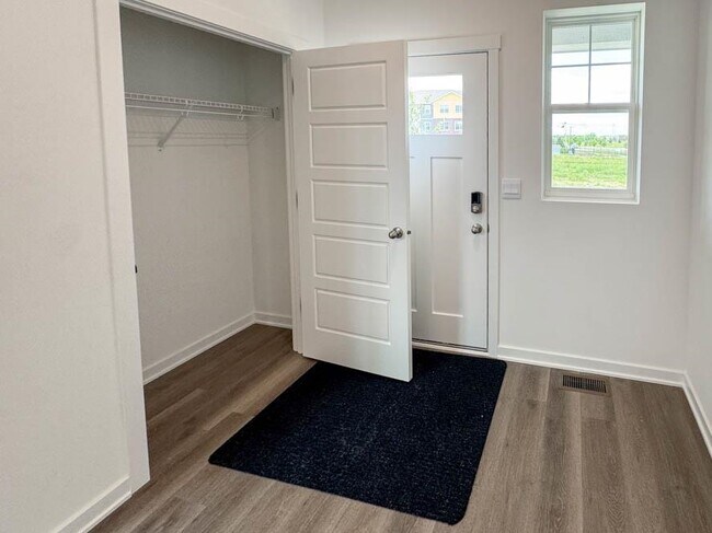 Foto del edificio - 513 Oak Opening Dr