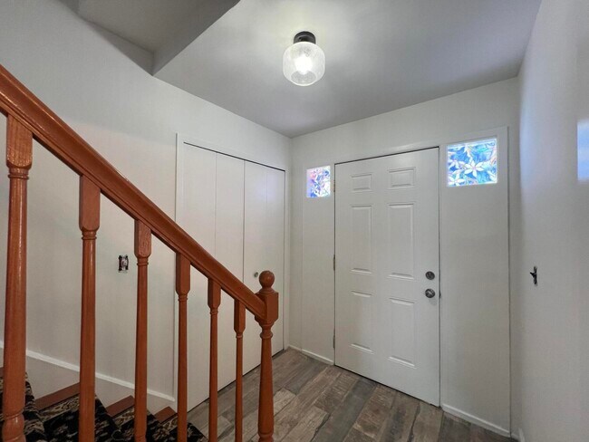 Foto del edificio - 4033 Ramblewood Dr