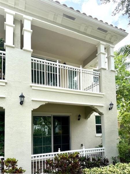 Building Photo - 2917 Cascada Isle Way