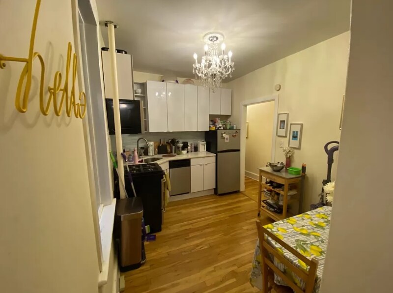 Foto principal - 426 W 47th St