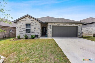 Building Photo - 2124 Blackhawk Lp